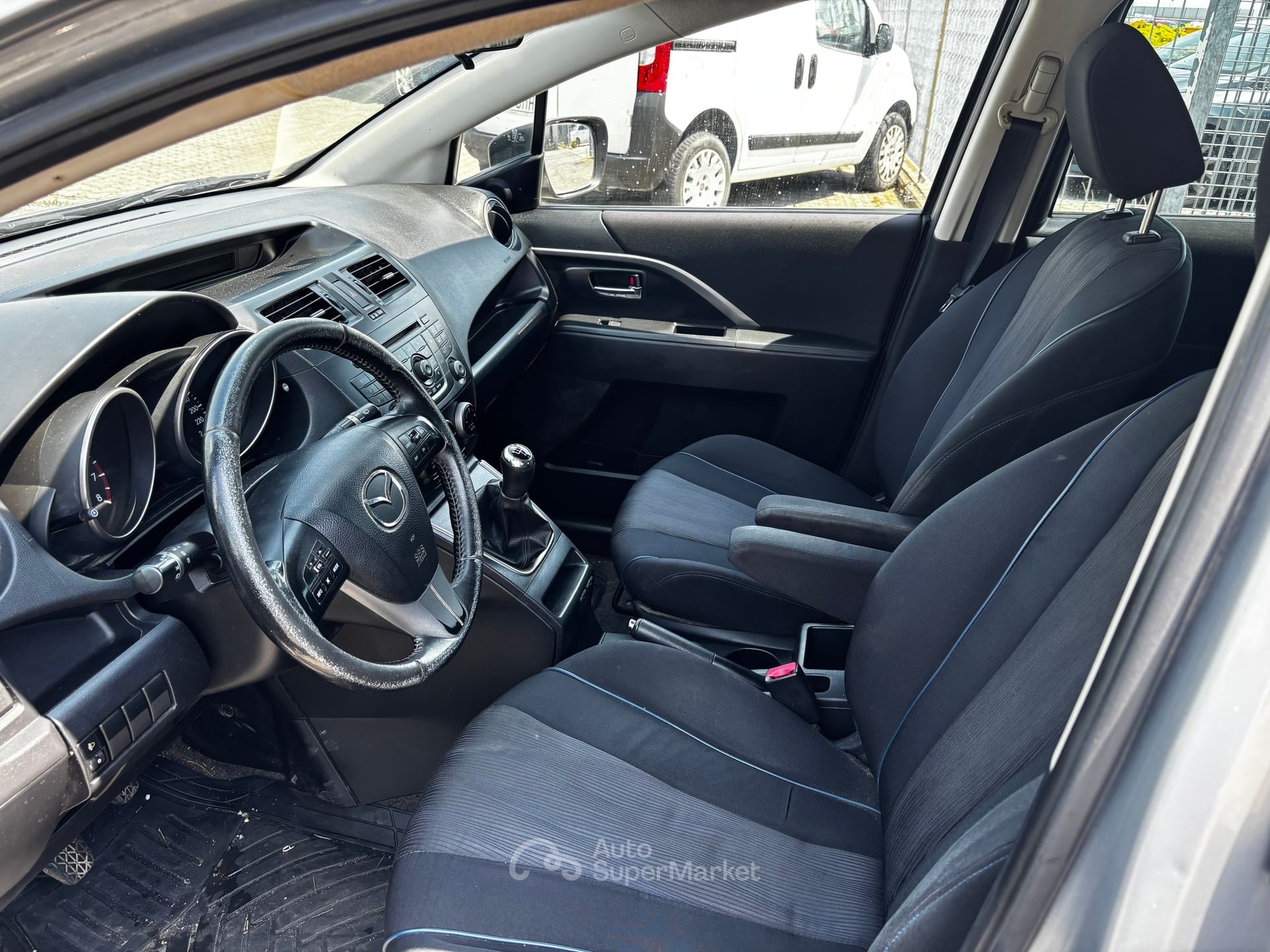 Mazda 5