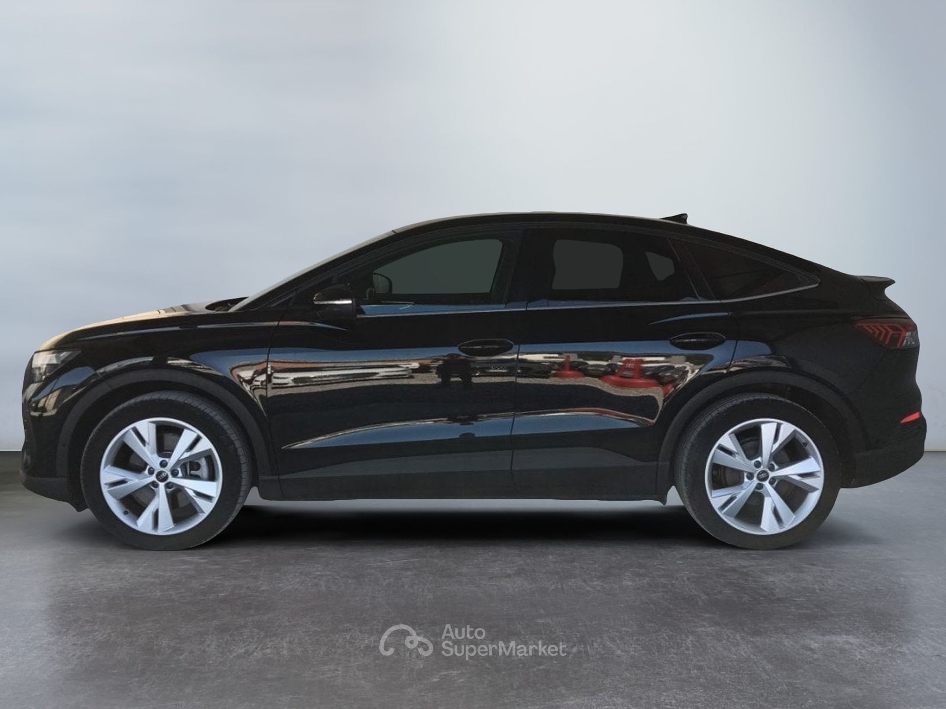 Audi Q4