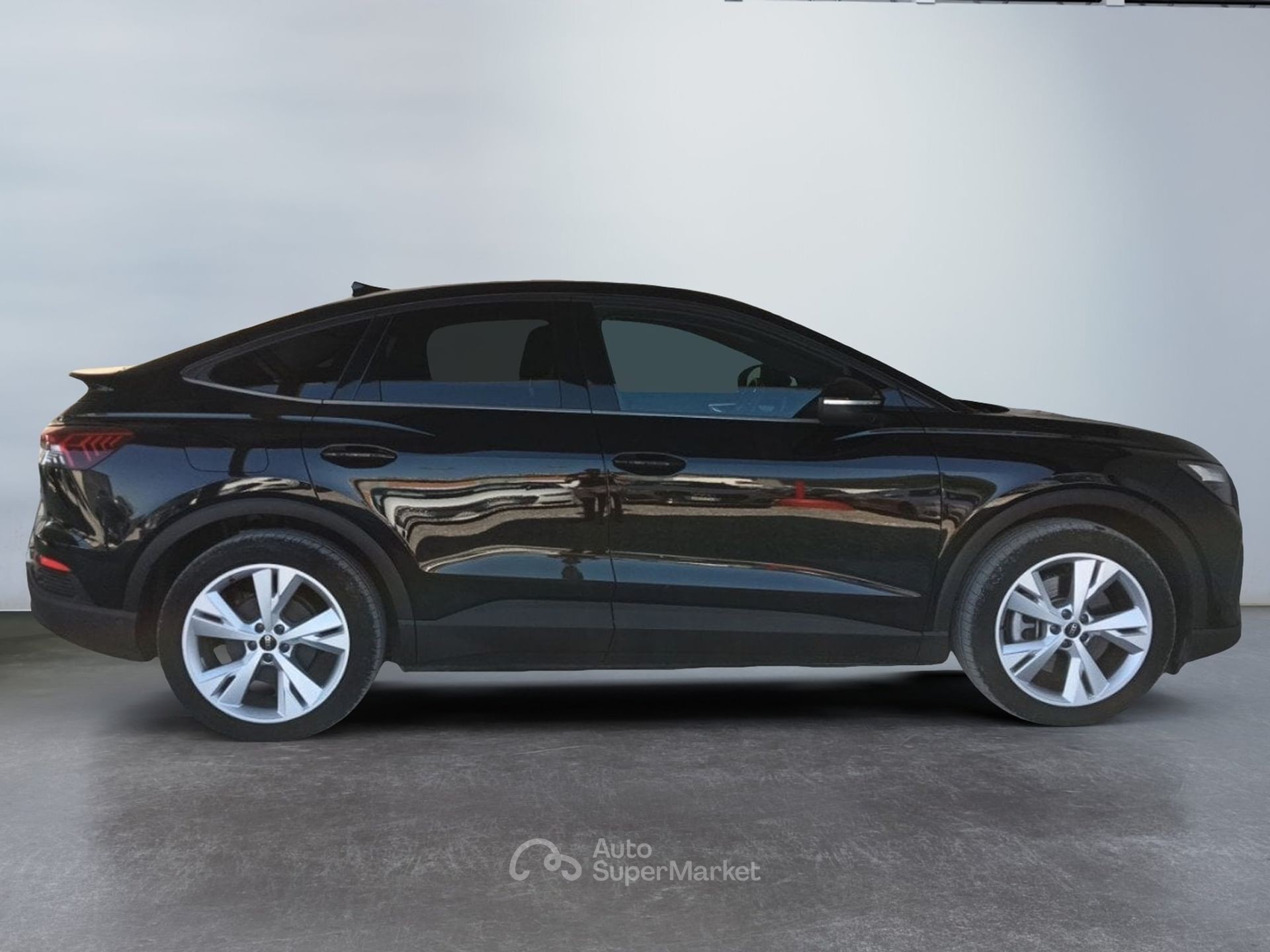 Audi Q4
