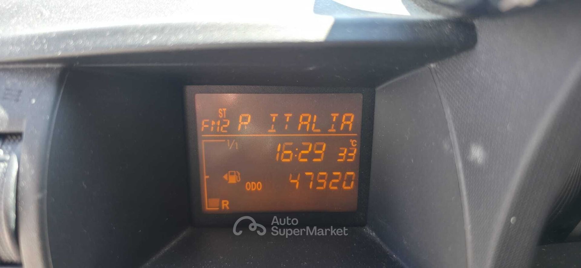 Toyota iQ