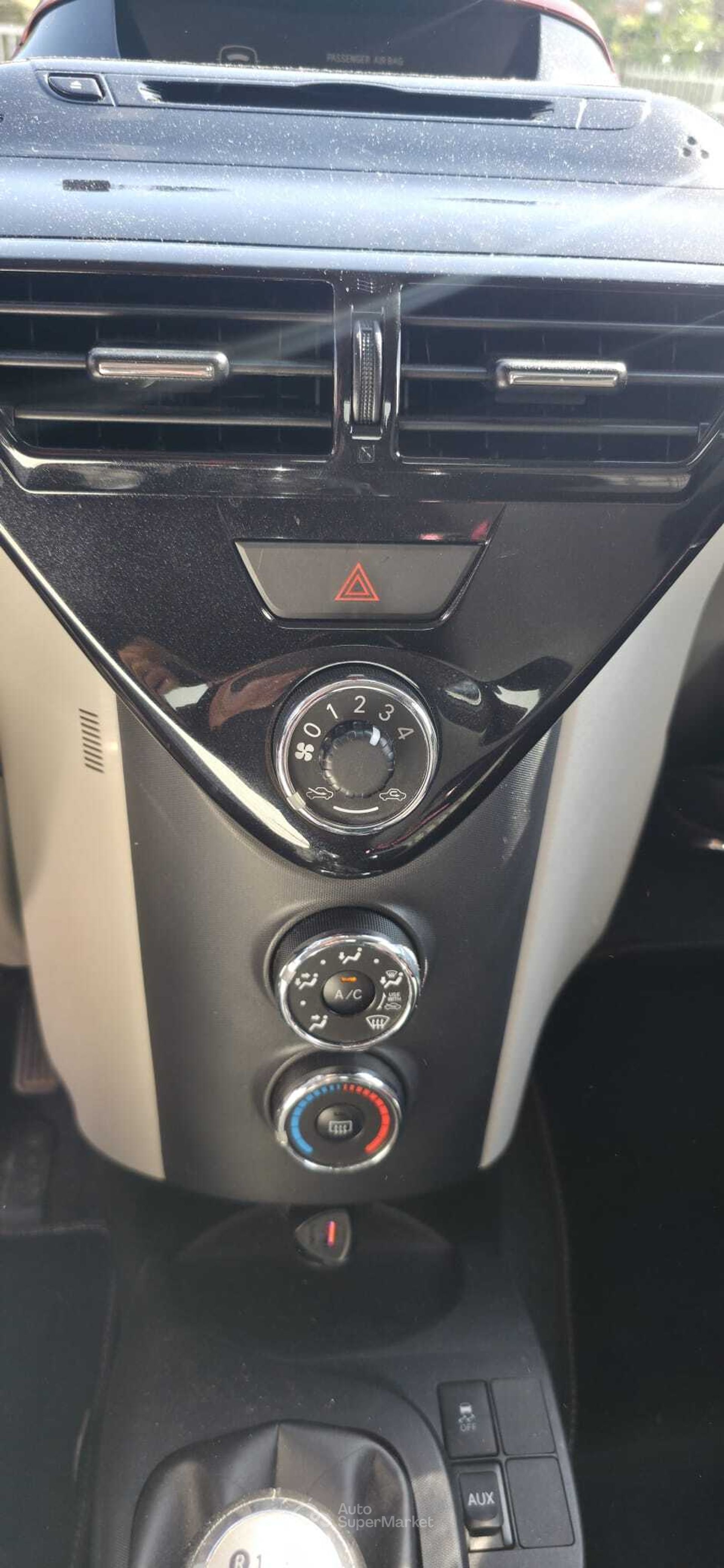 Toyota iQ