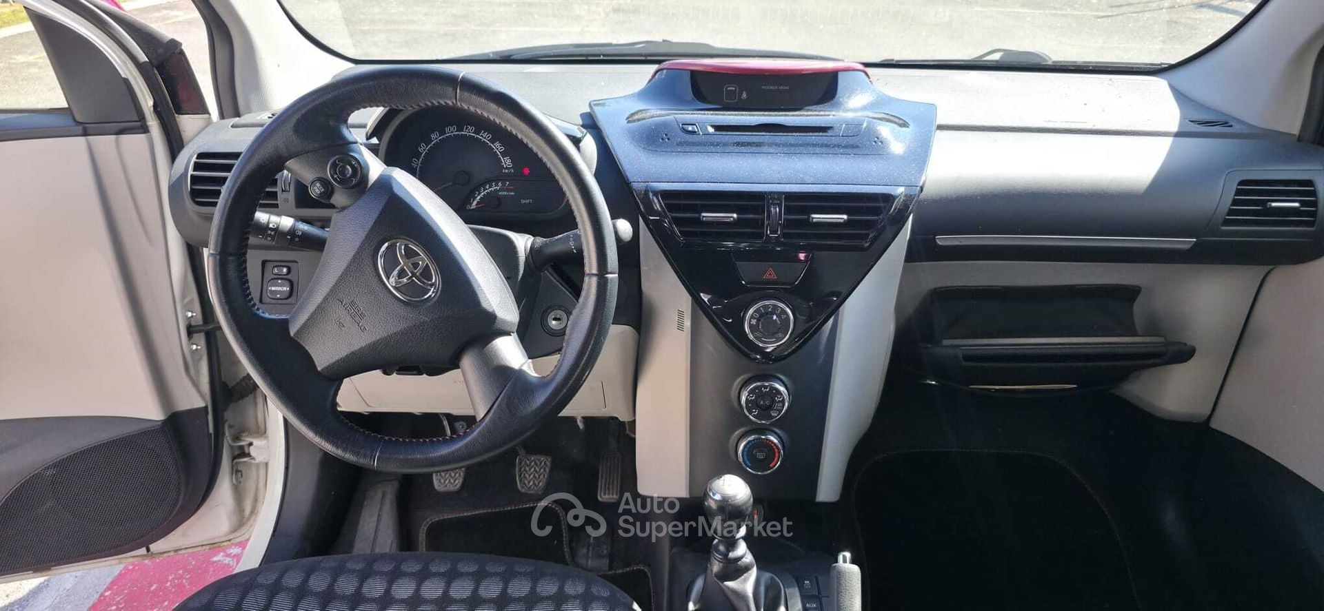 Toyota iQ