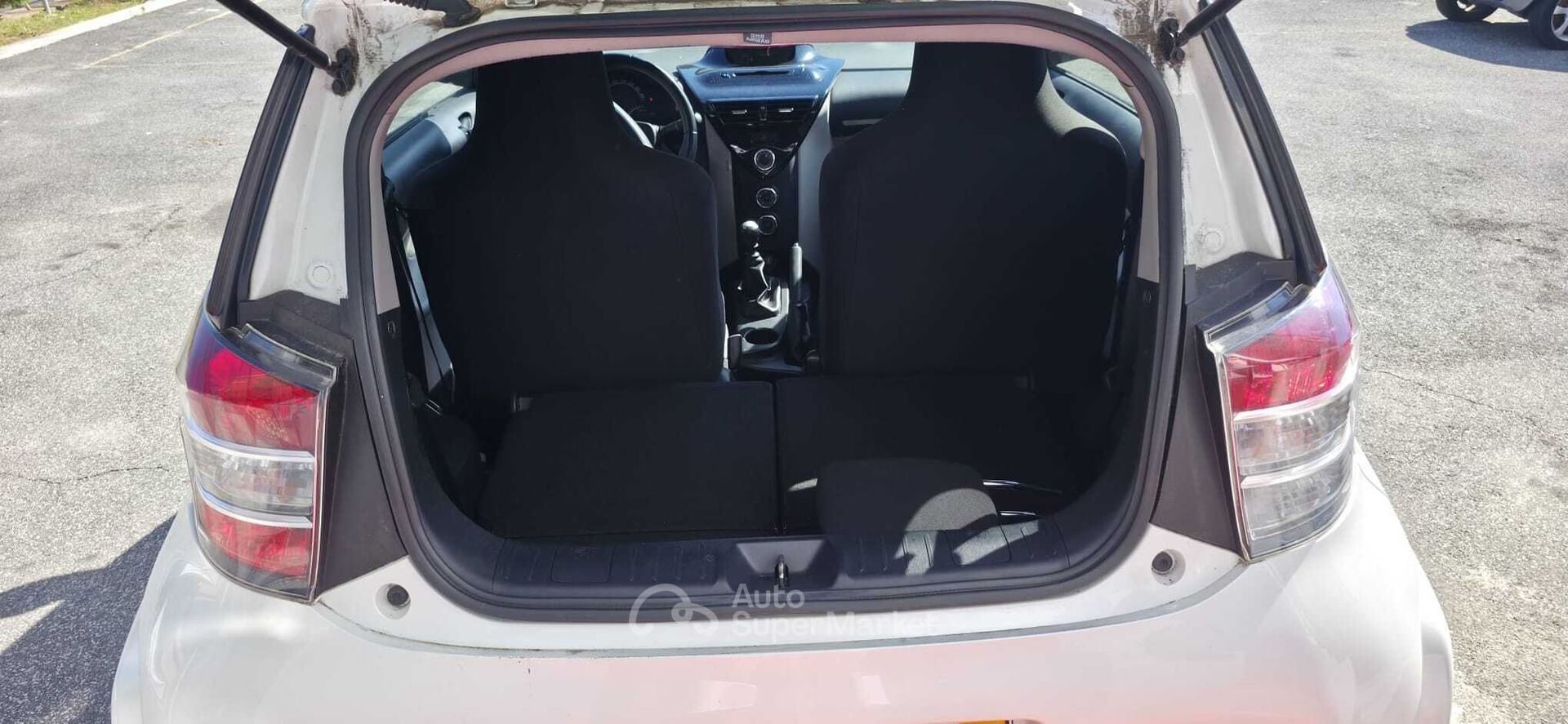 Toyota iQ
