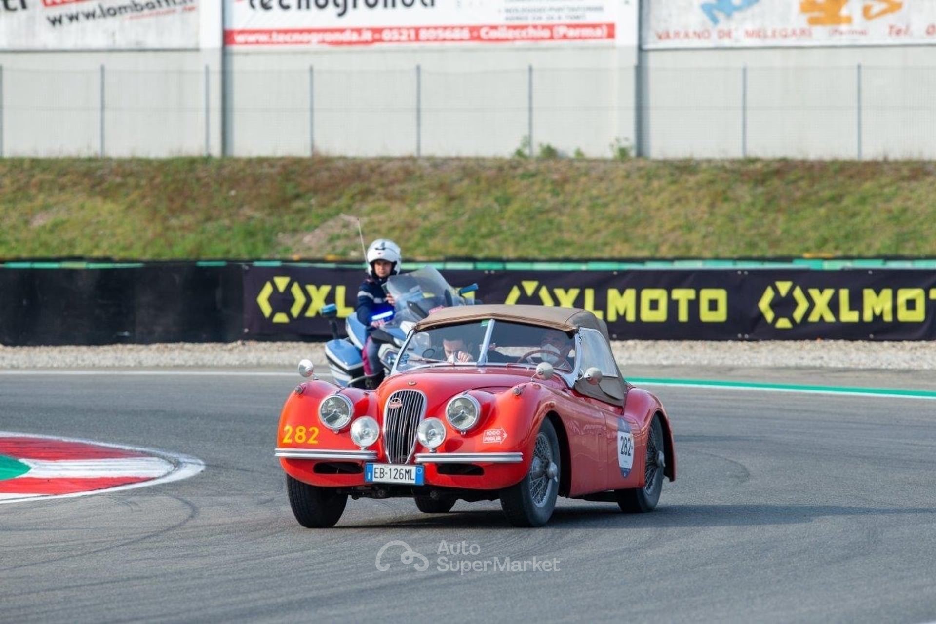 Jaguar XK120