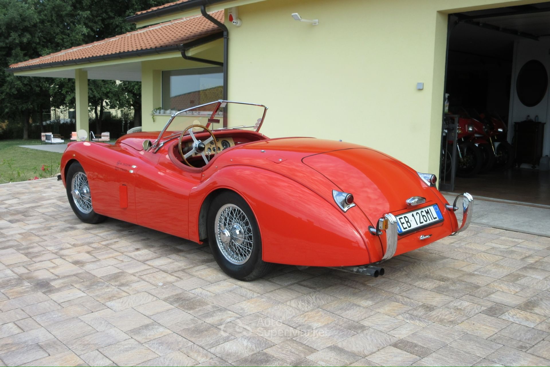 Jaguar XK120