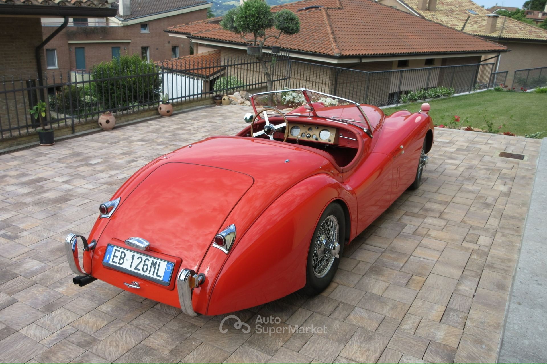 Jaguar XK120