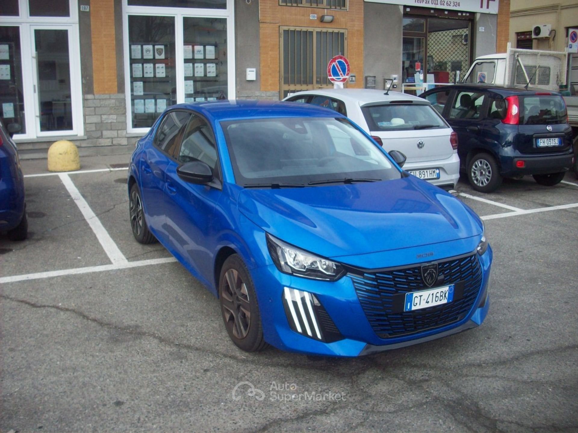 Peugeot 208