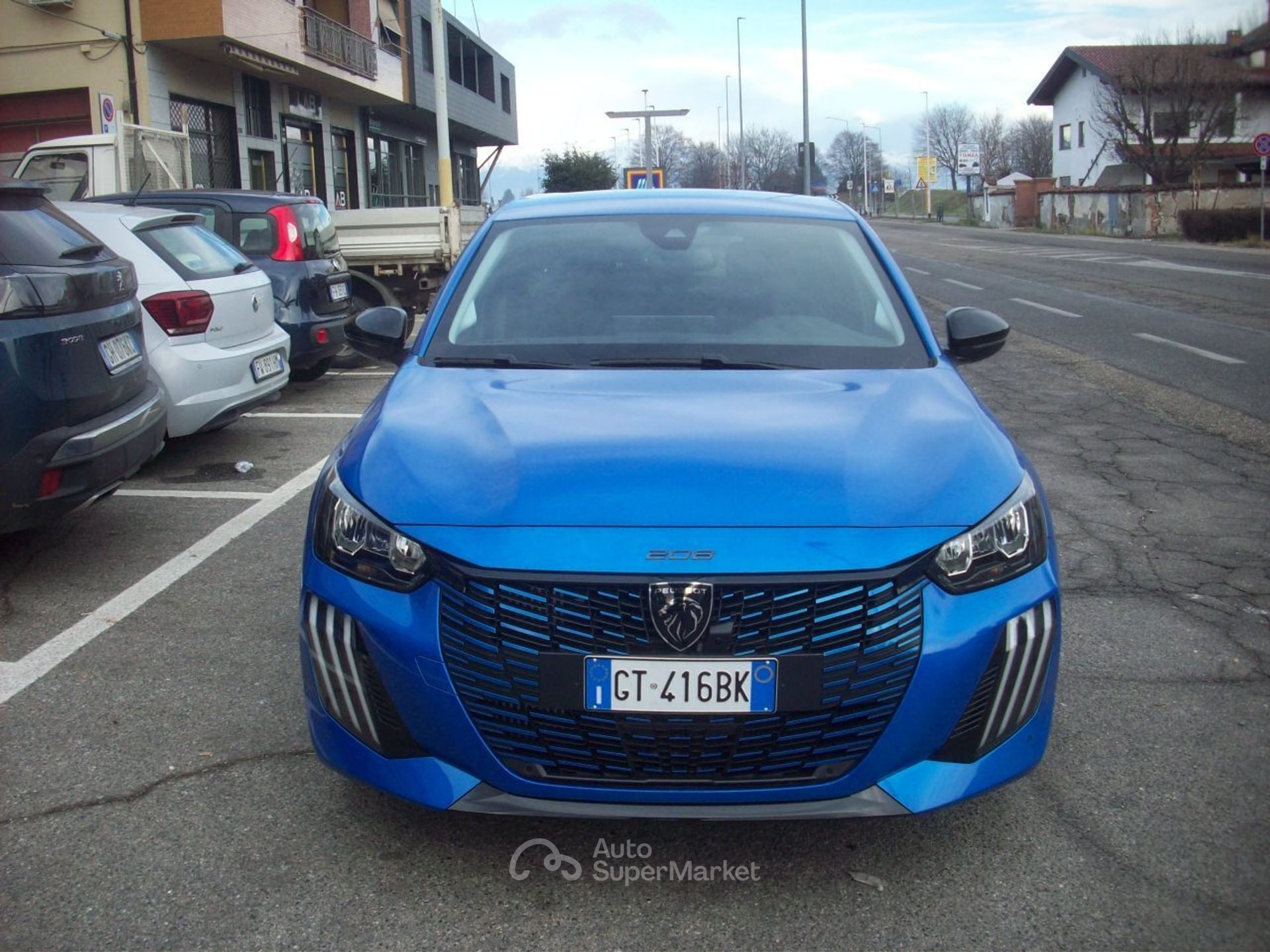 Peugeot 208