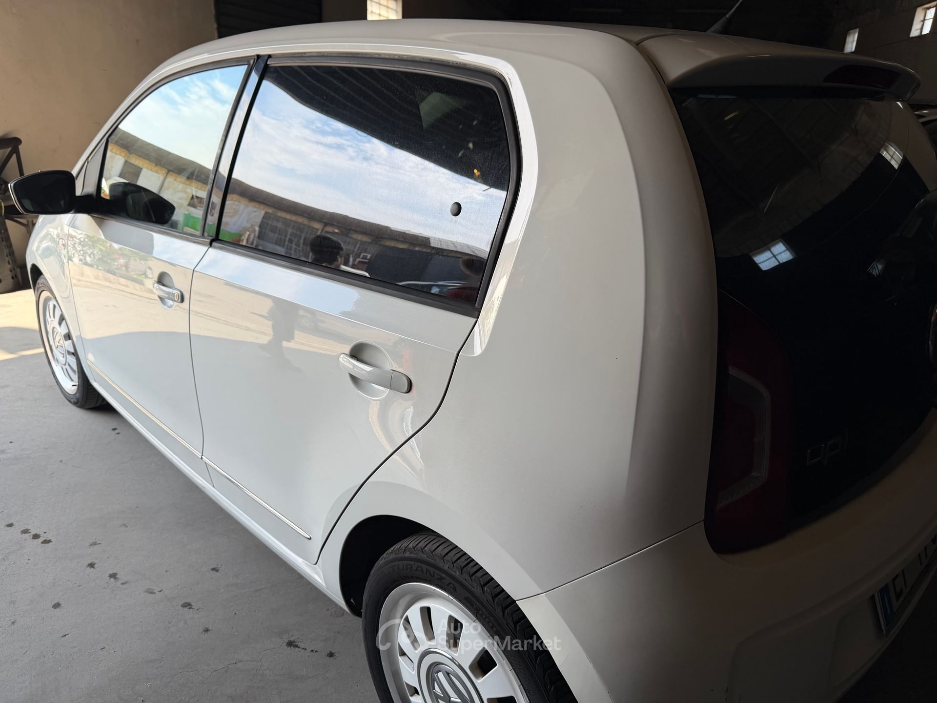 Volkswagen up!