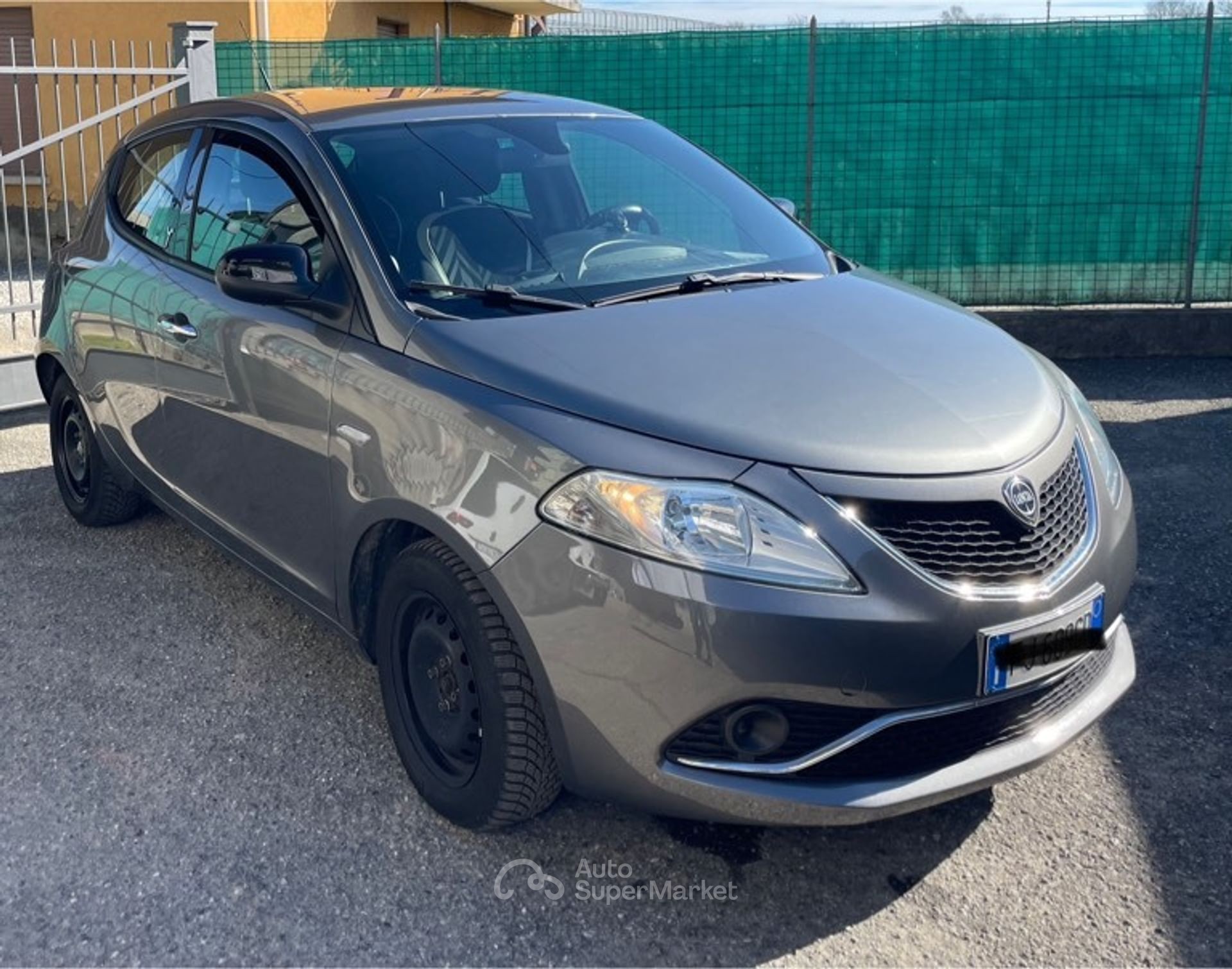 Lancia Ypsilon