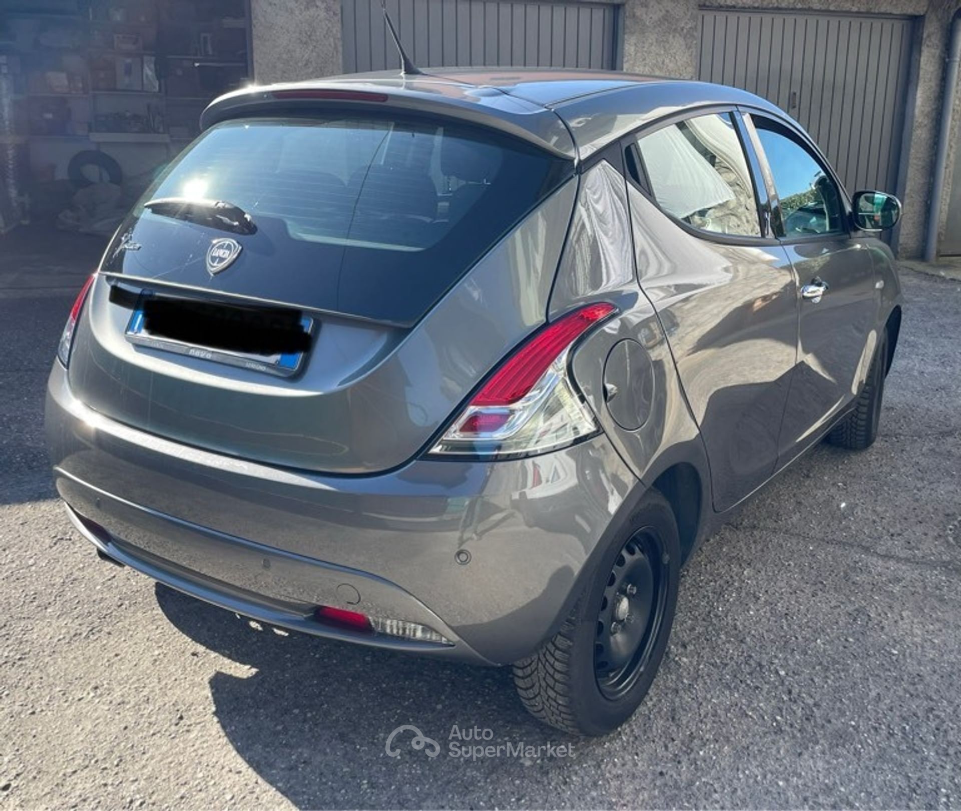 Lancia Ypsilon