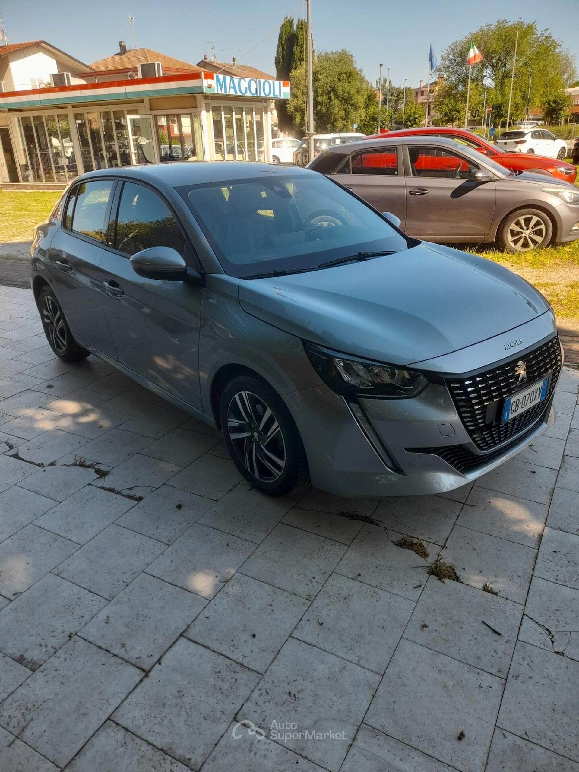 Peugeot 208