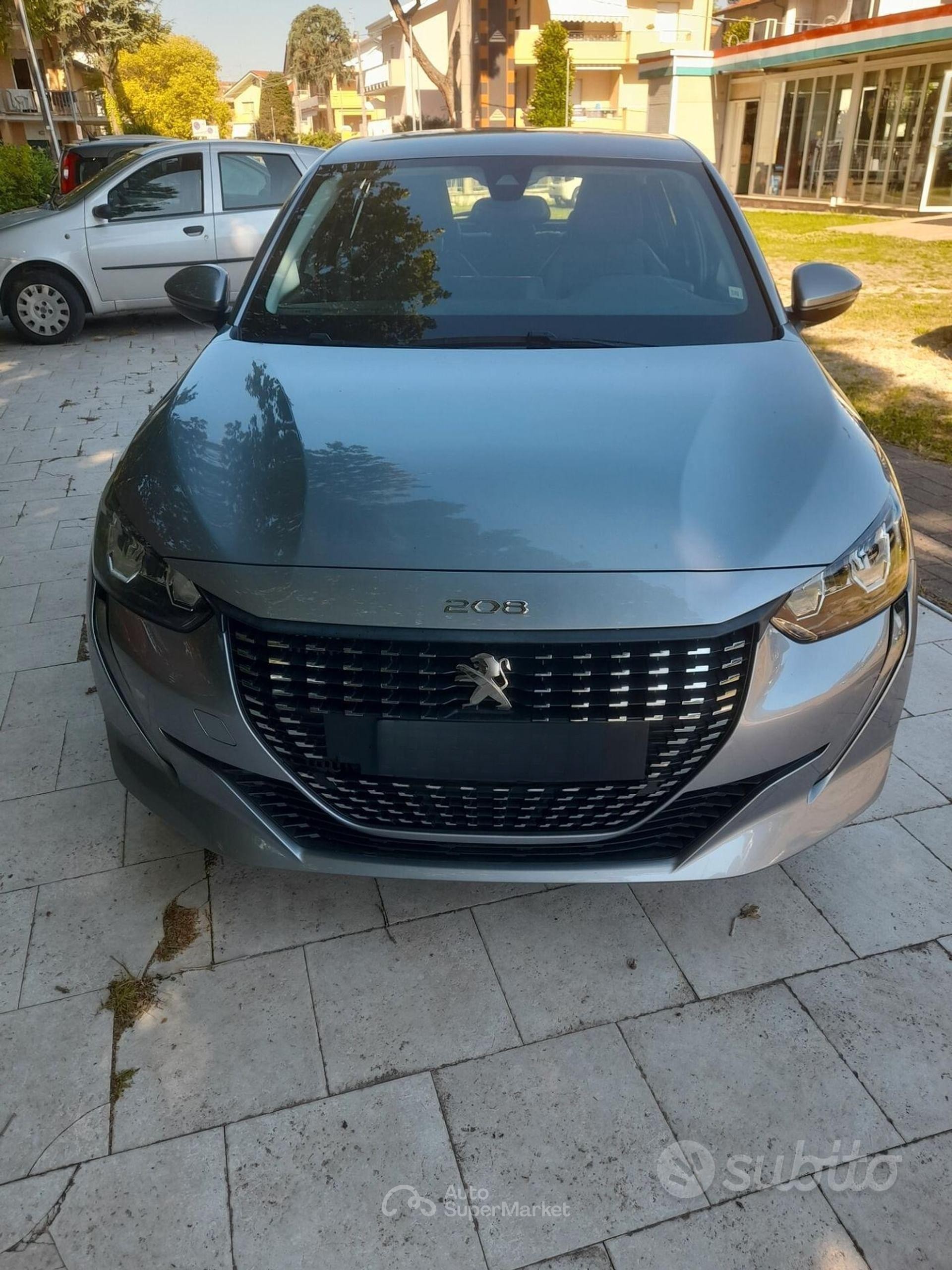 Peugeot 208