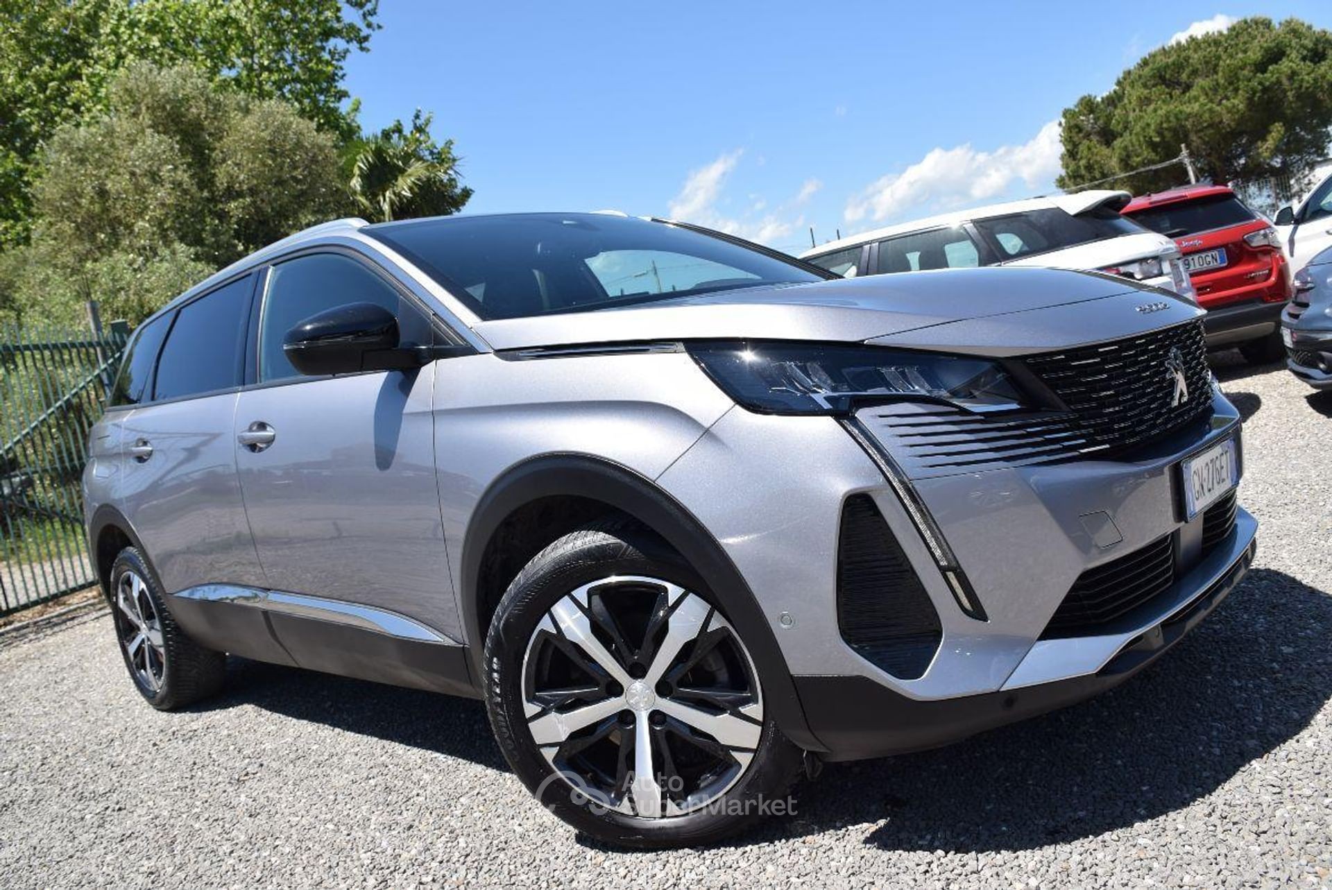 Peugeot 5008