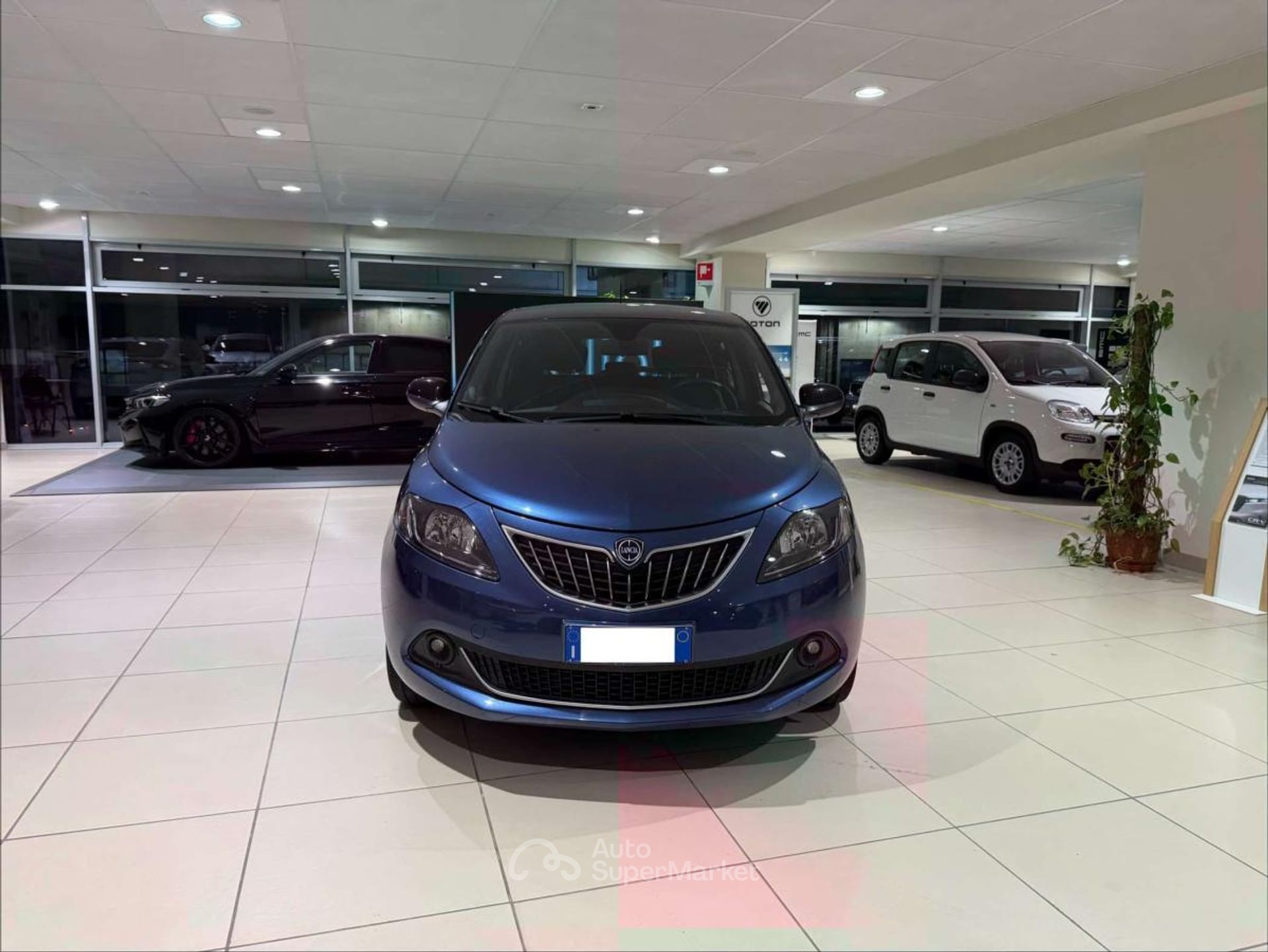 Lancia Ypsilon