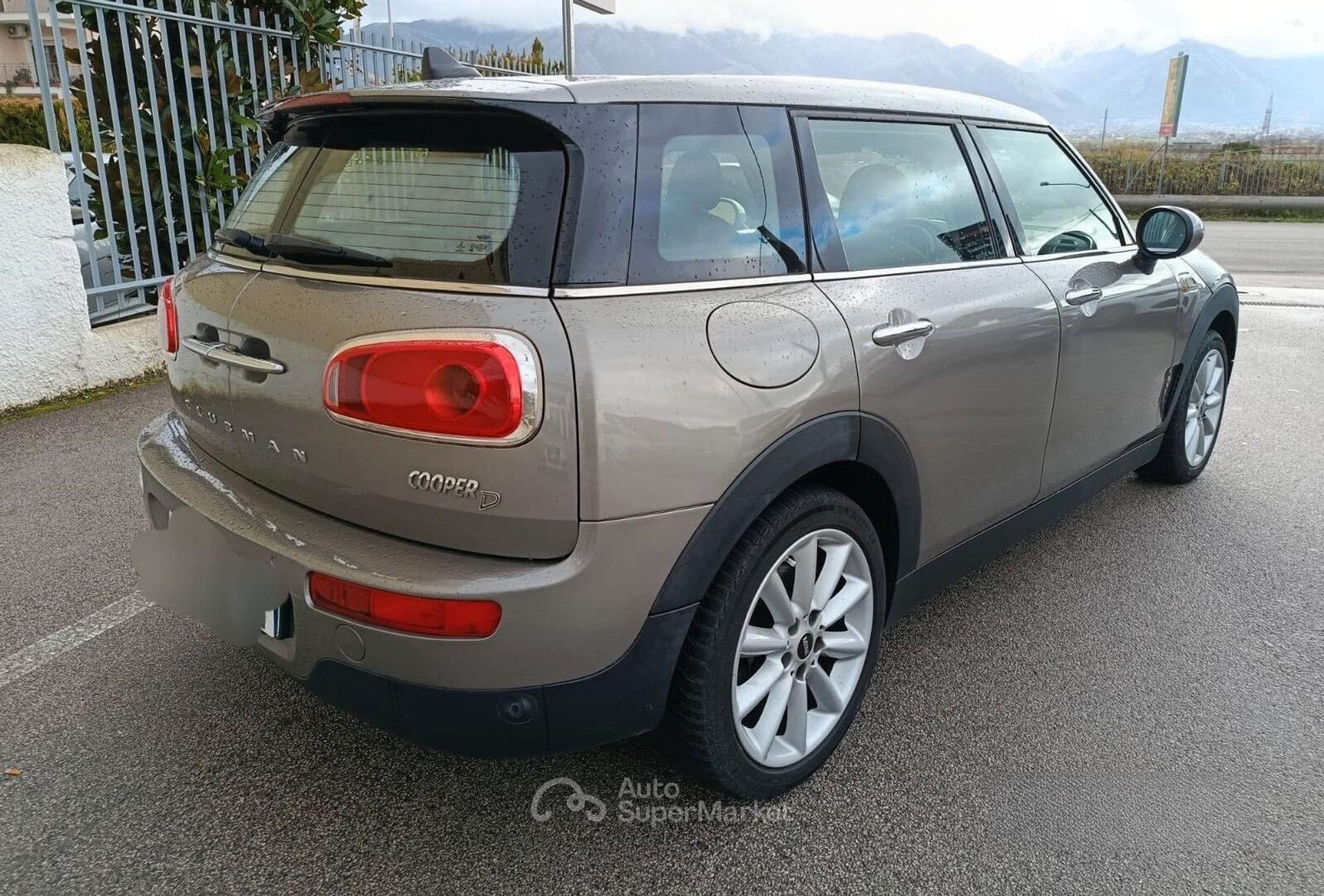 MINI Clubman