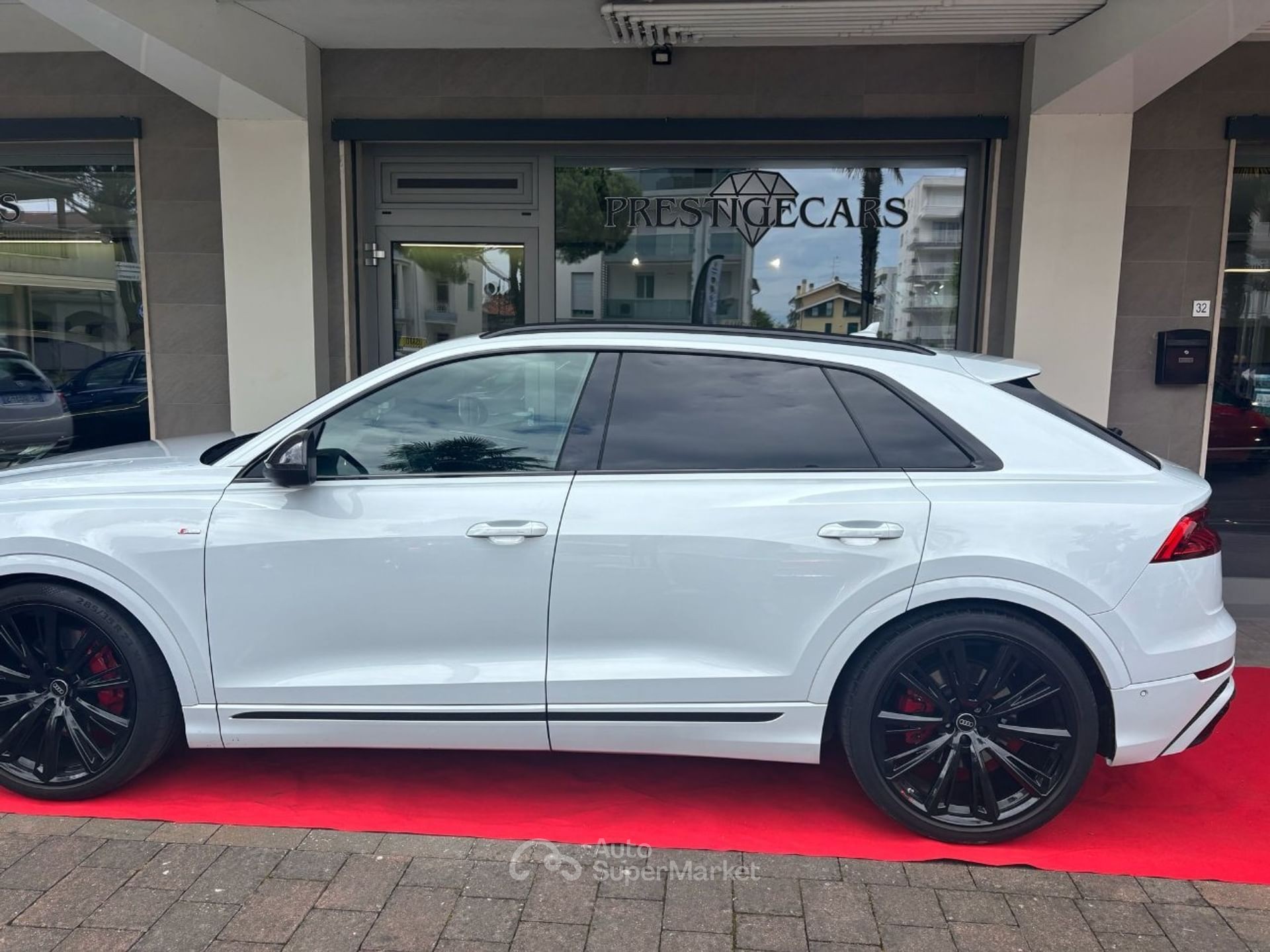 Audi Q8