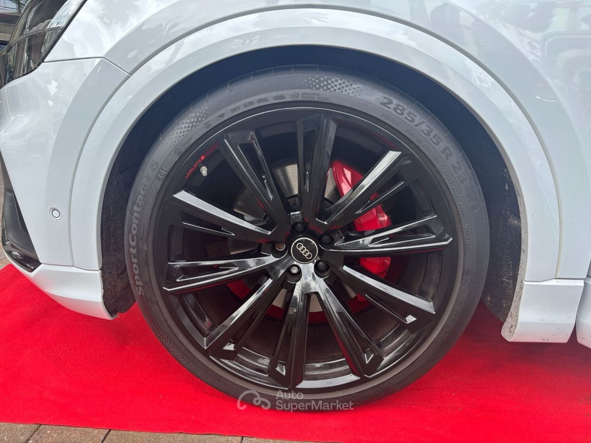 Audi Q8