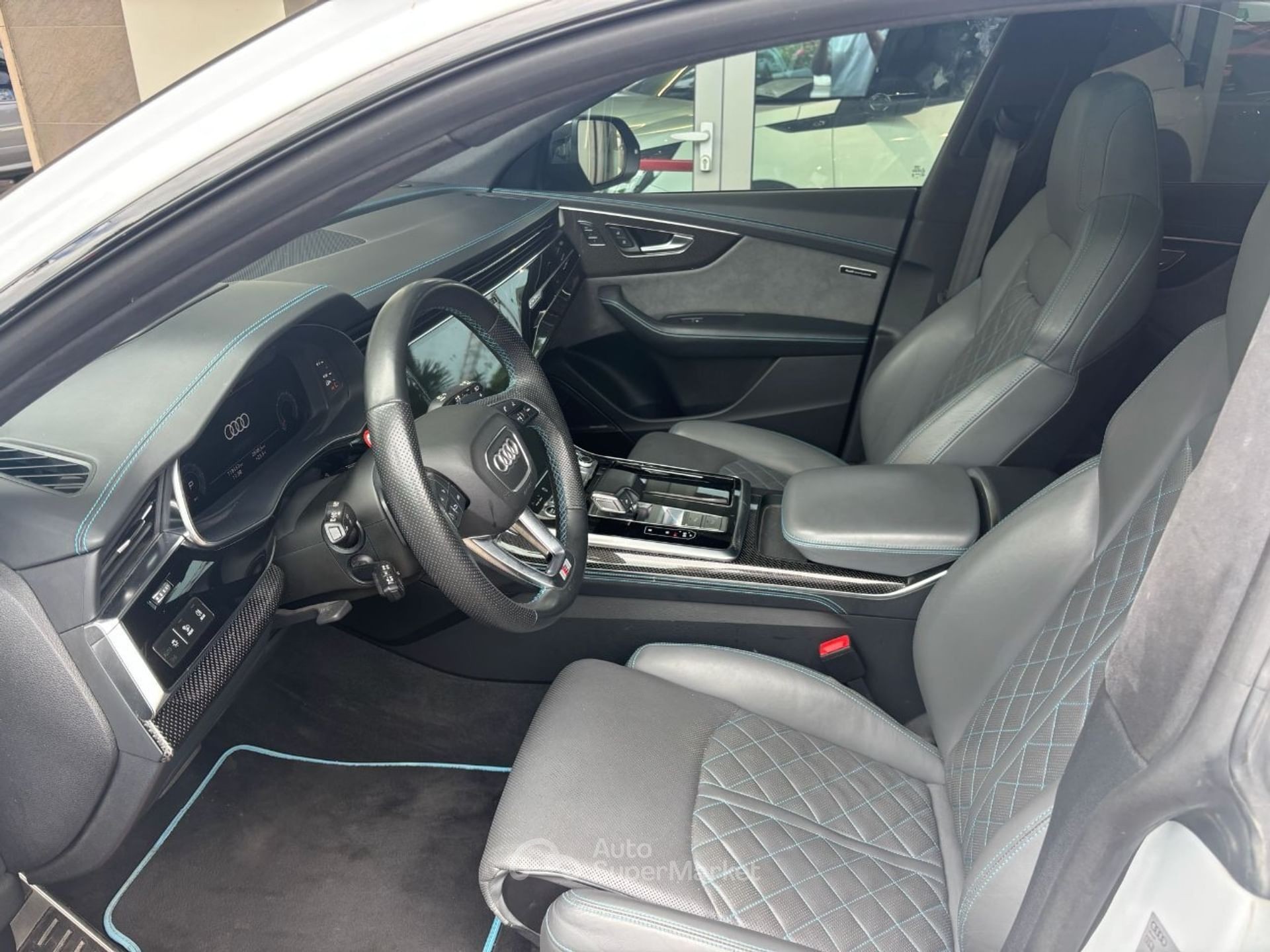 Audi Q8