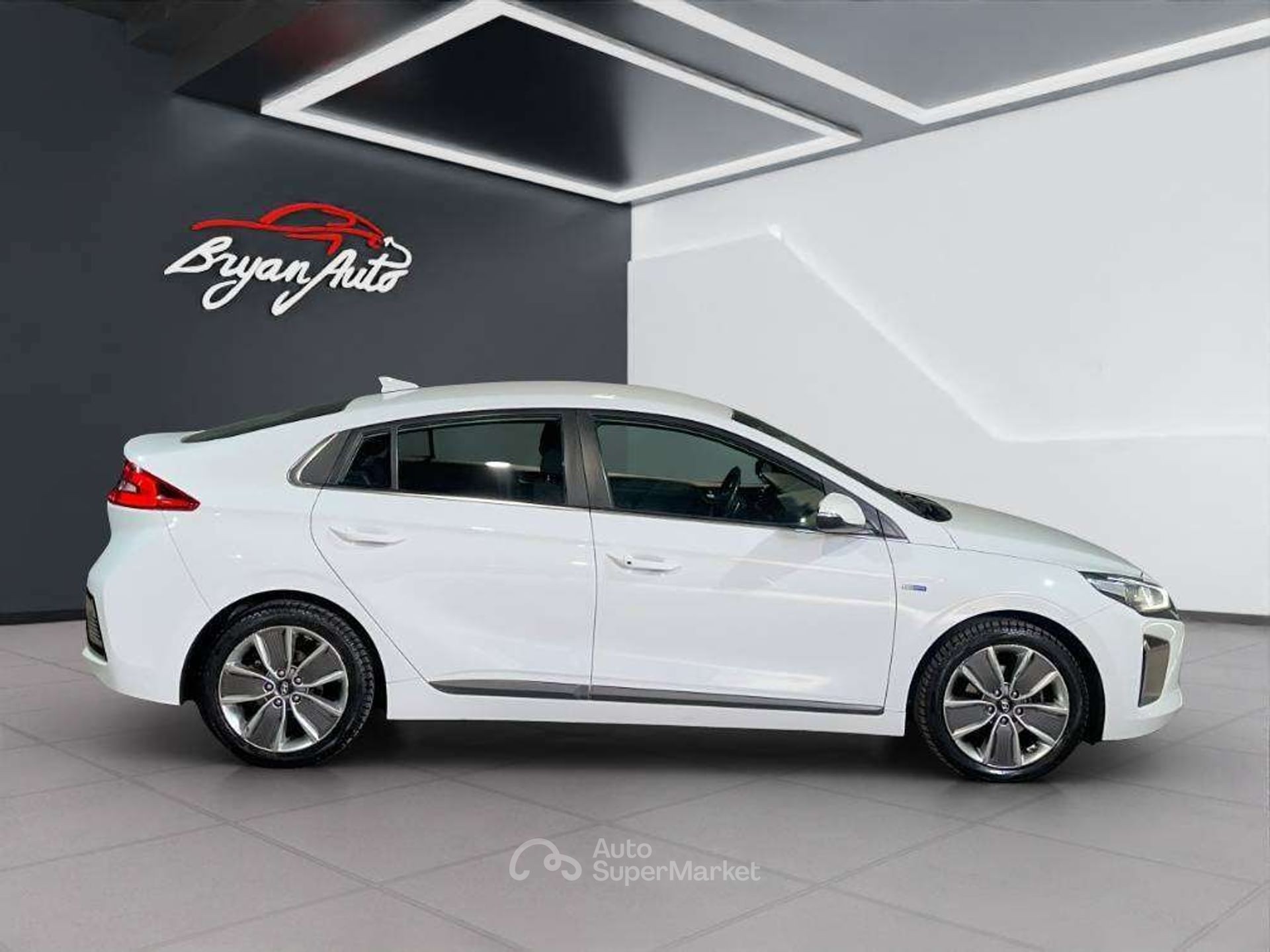Hyundai Ioniq