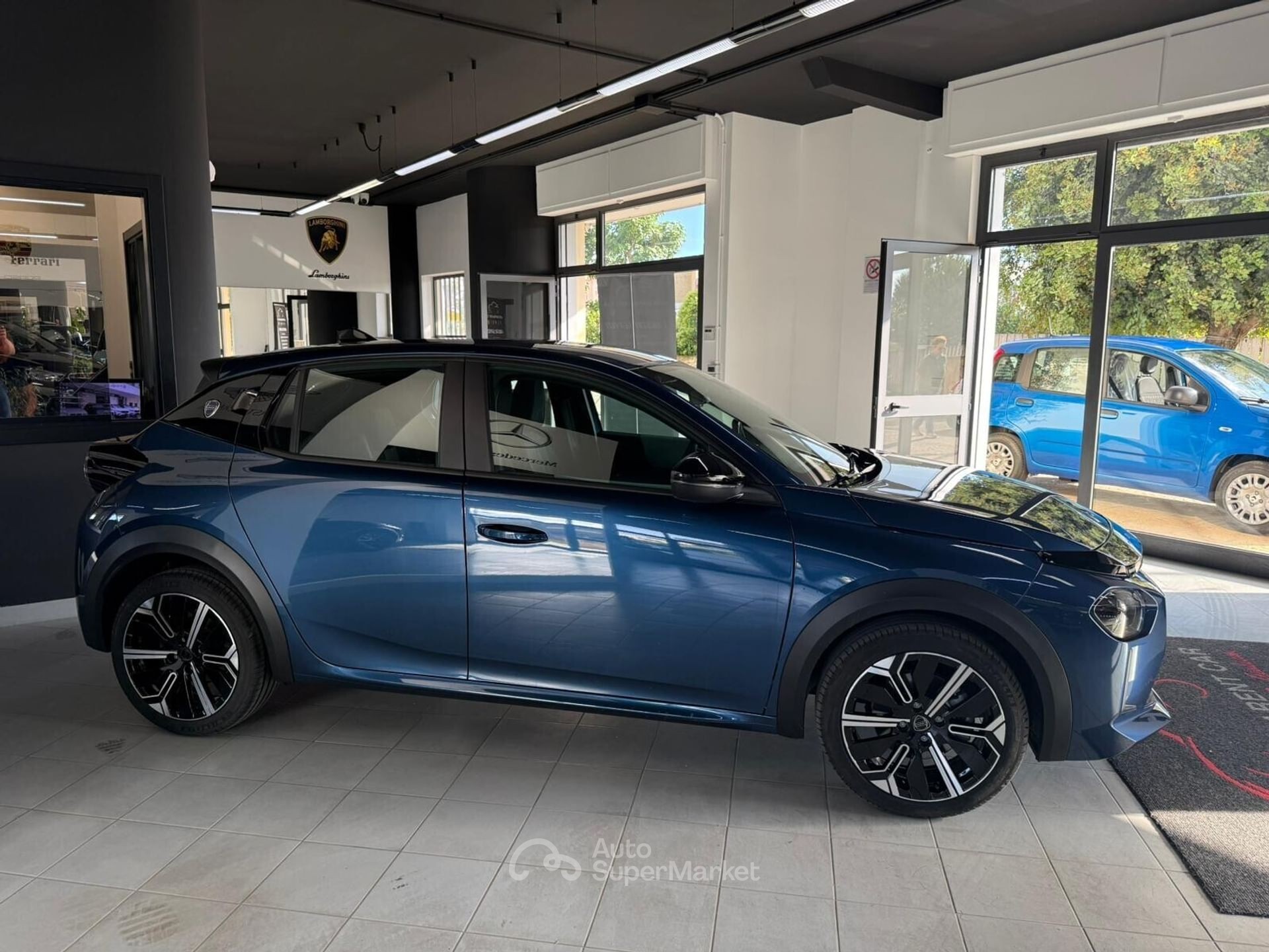 Lancia Ypsilon