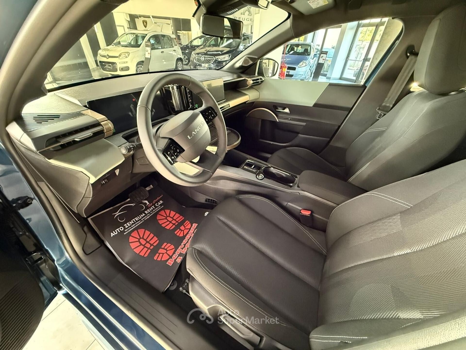 Lancia Ypsilon