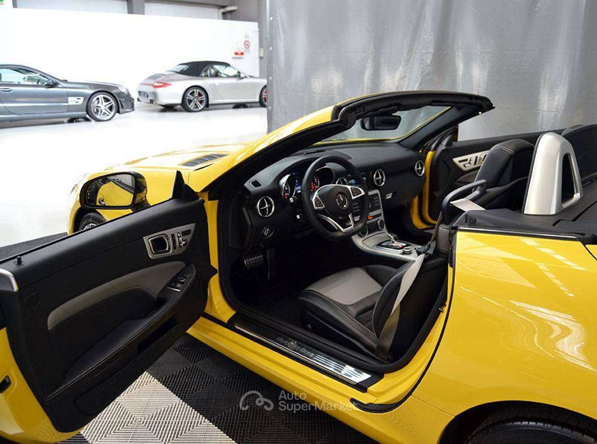 Mercedes-Benz SLC