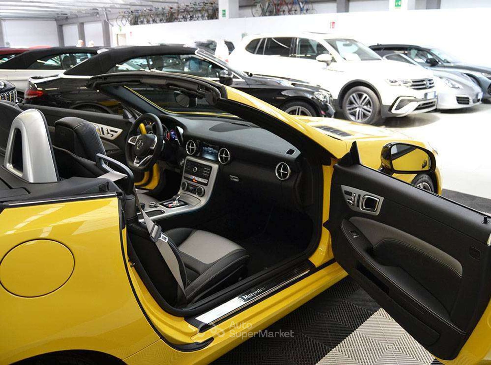 Mercedes-Benz SLC