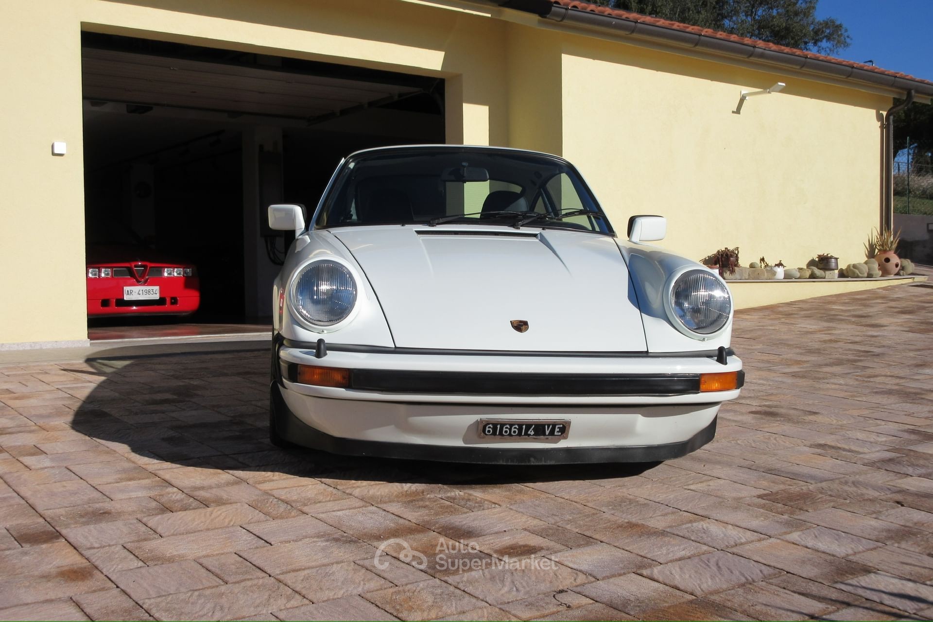 Porsche 911 Carrera