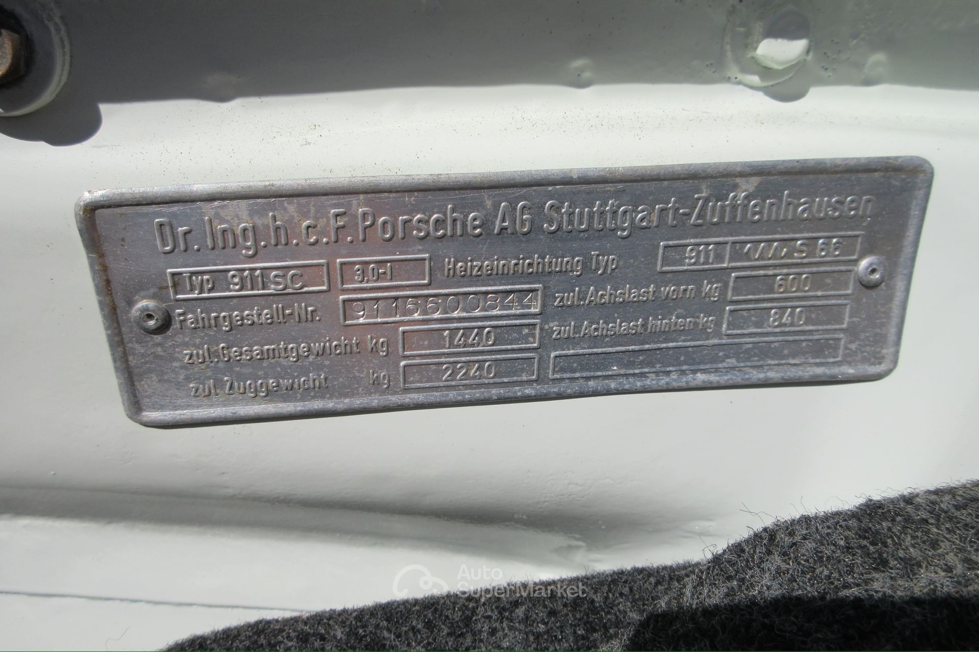 Porsche 911 Carrera