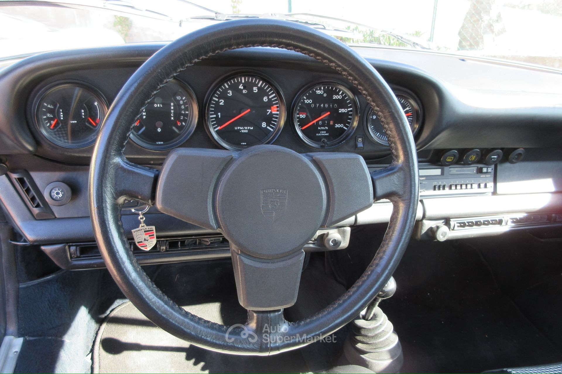 Porsche 911 Carrera