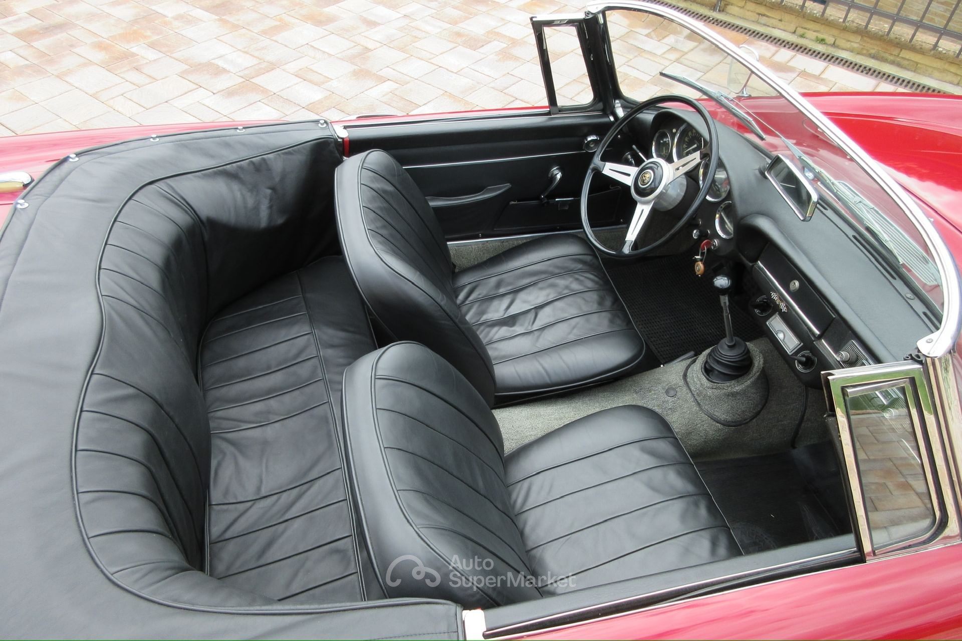 Alfa Romeo 2600 Spider