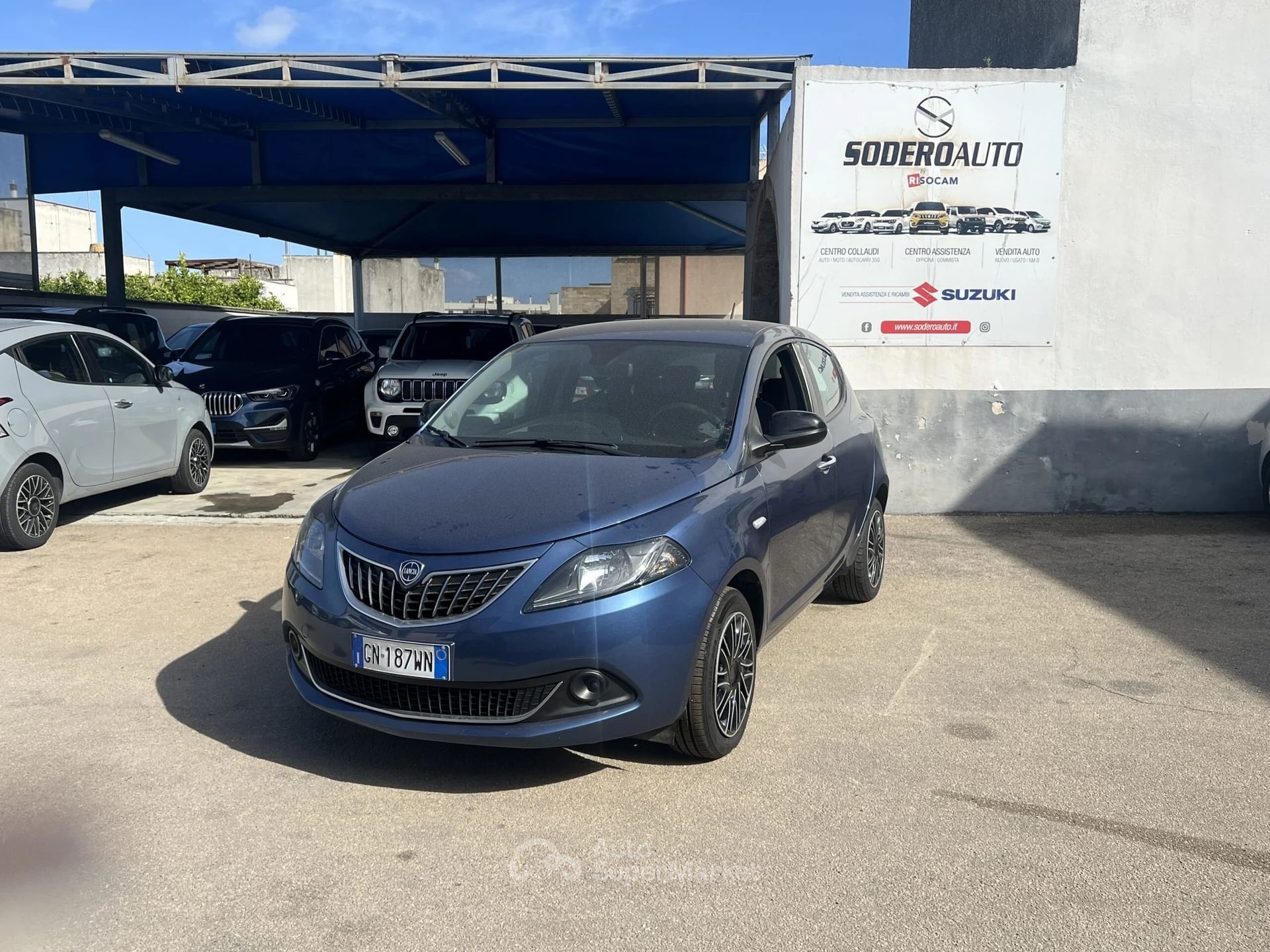 Lancia Ypsilon