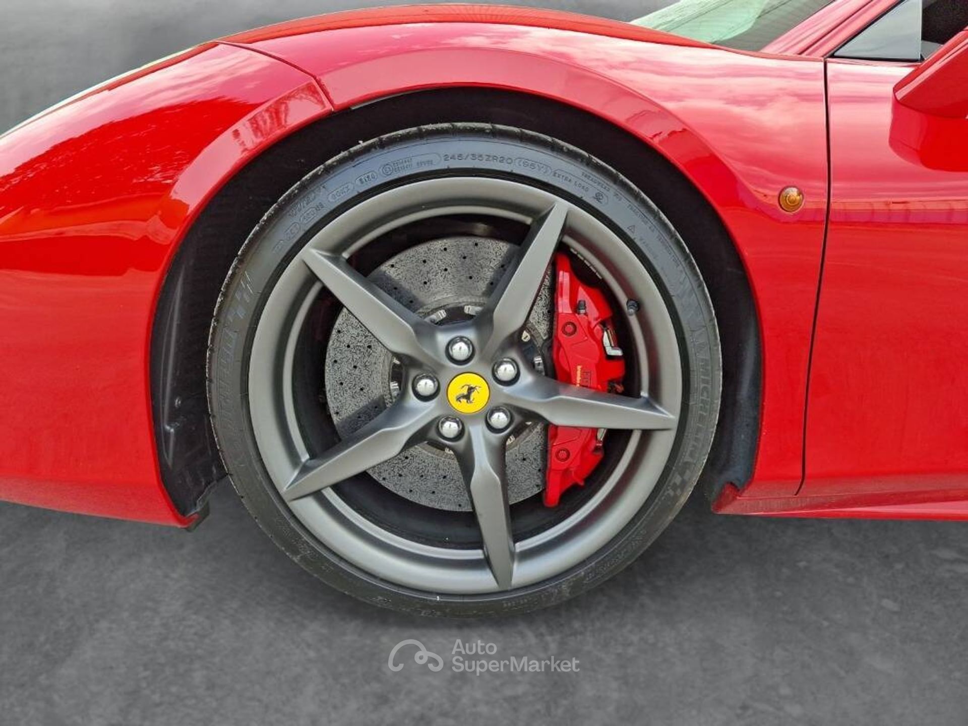 Ferrari 488