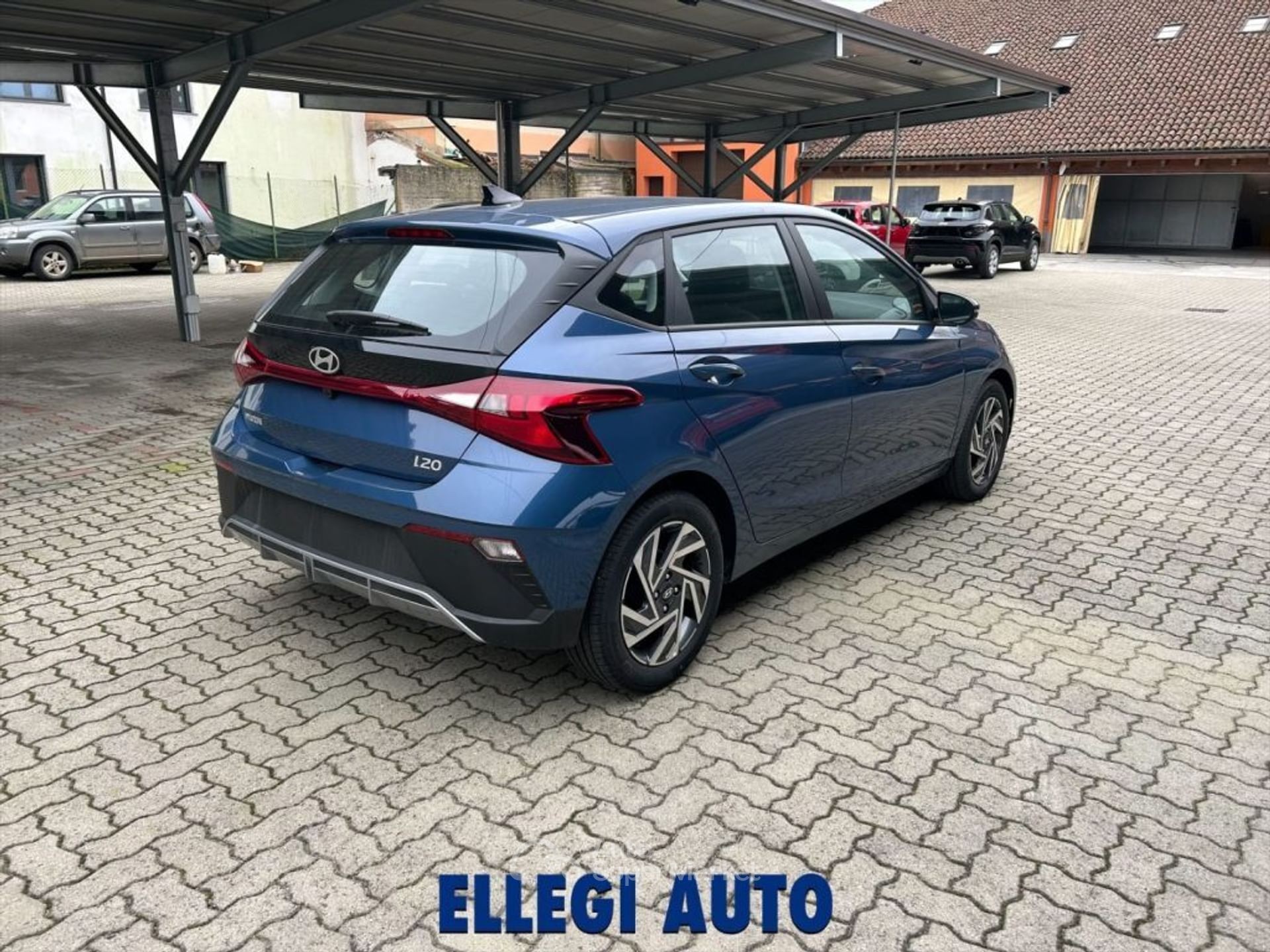 Hyundai i20