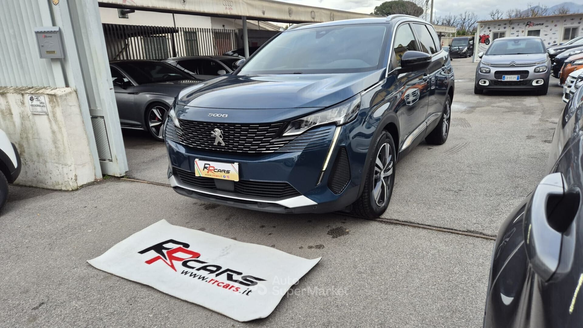 Peugeot 5008
