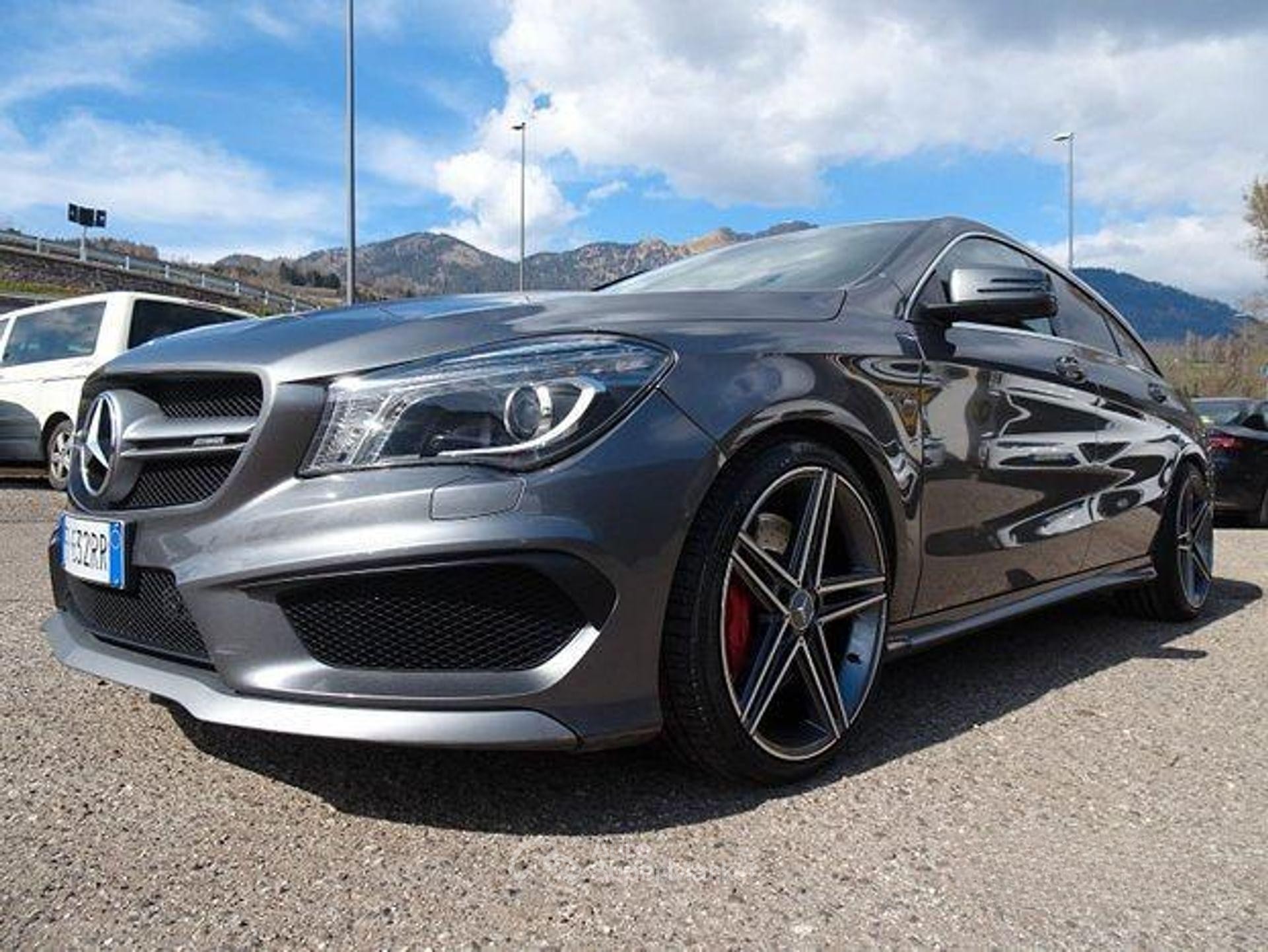 Mercedes-Benz CLA