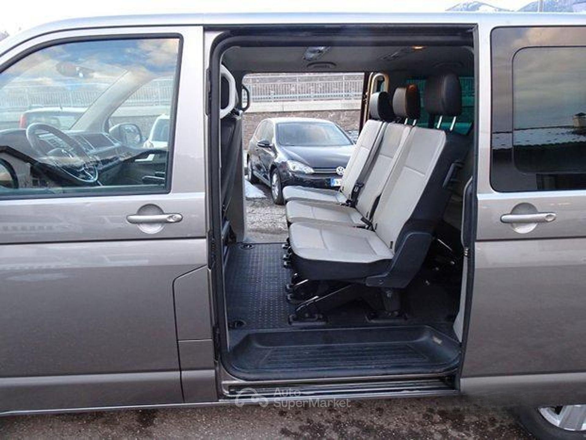 Volkswagen Multivan