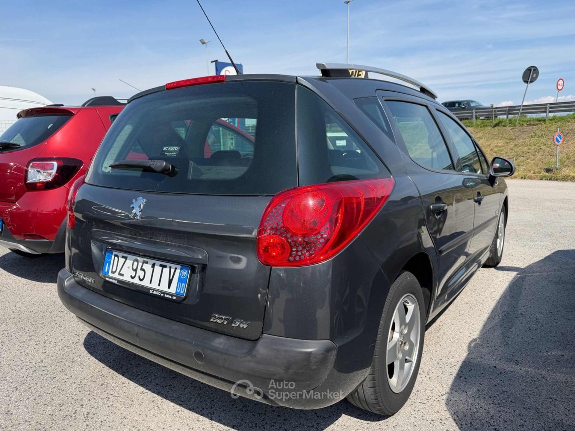 Peugeot 207