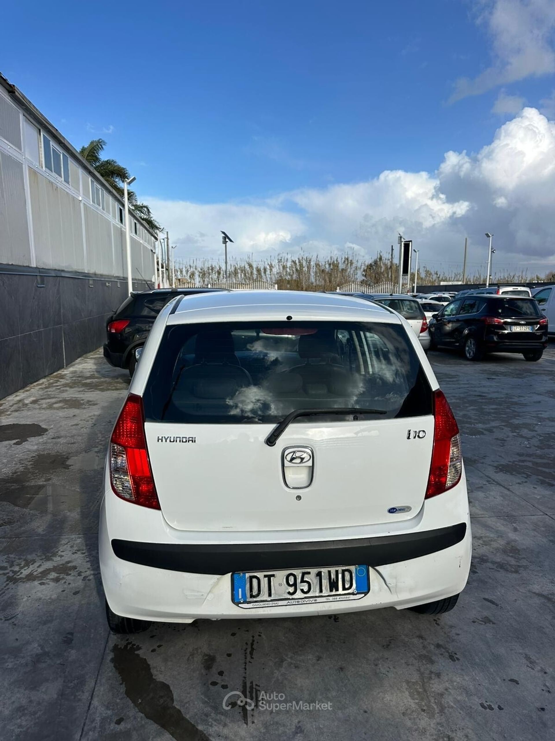 Hyundai i10