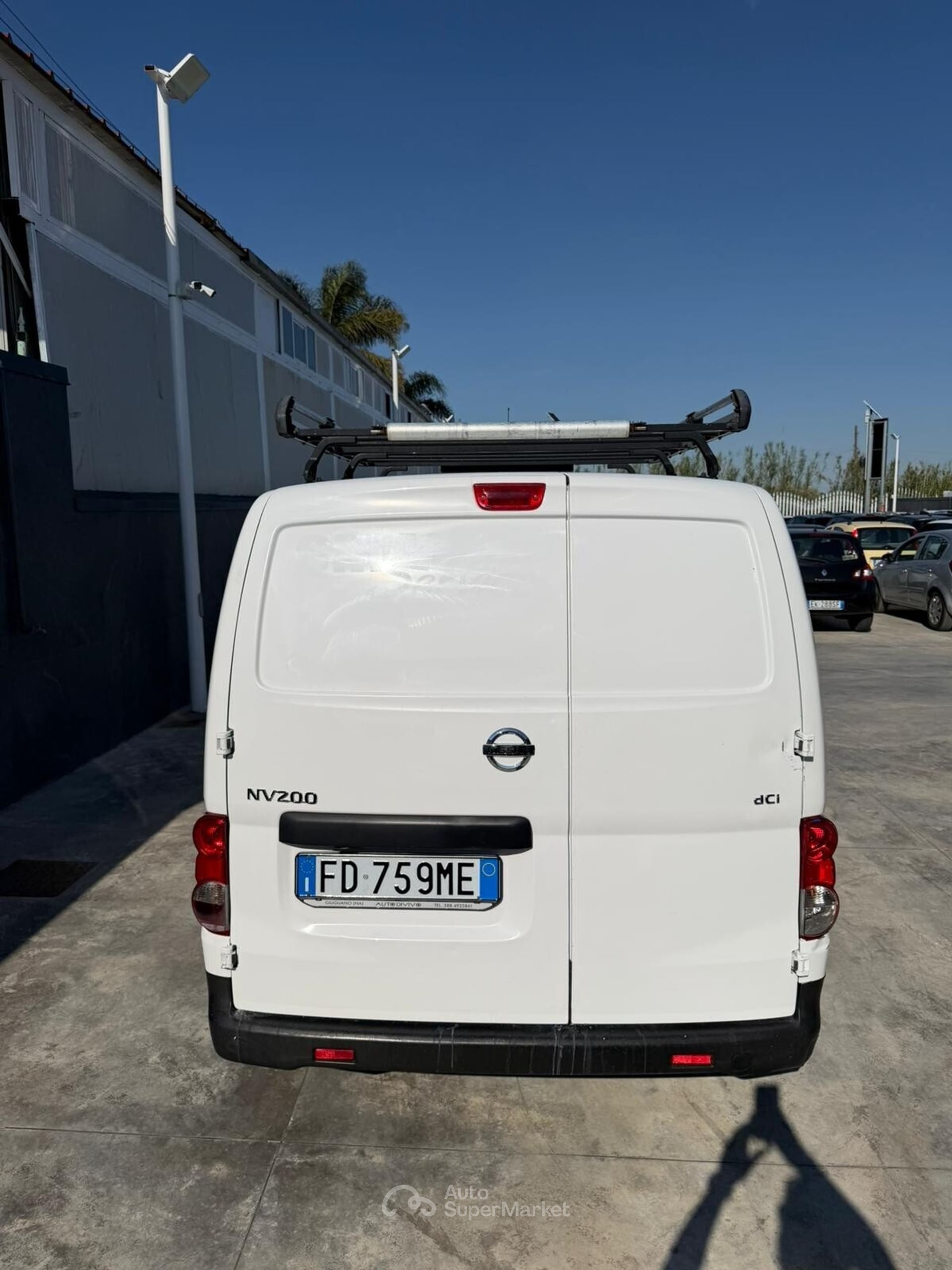 Nissan NV200