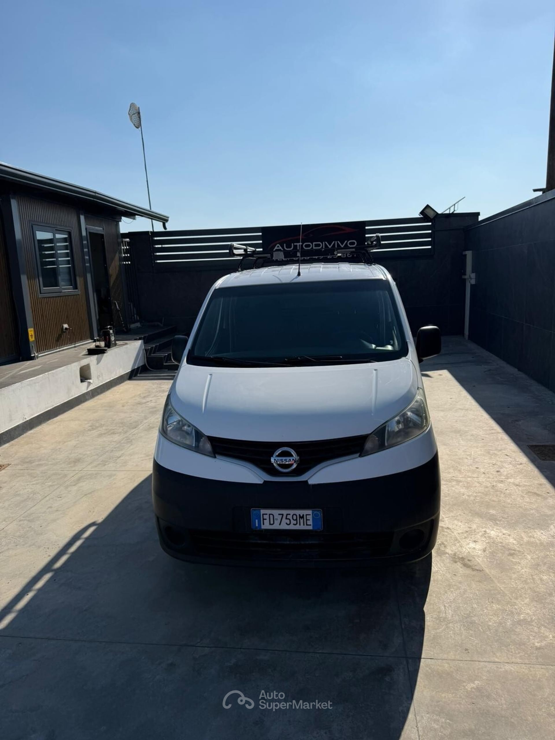 Nissan NV200