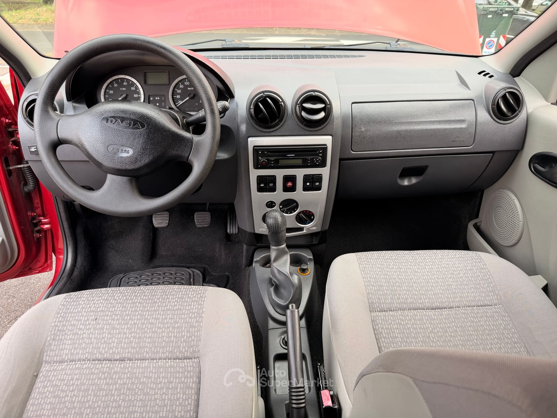 Dacia Logan