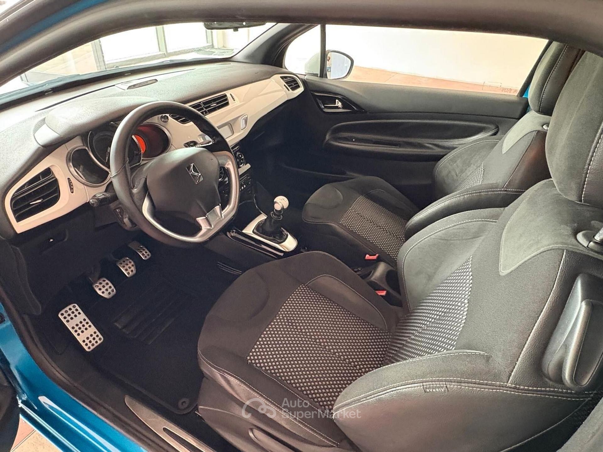 DS Automobiles DS 3