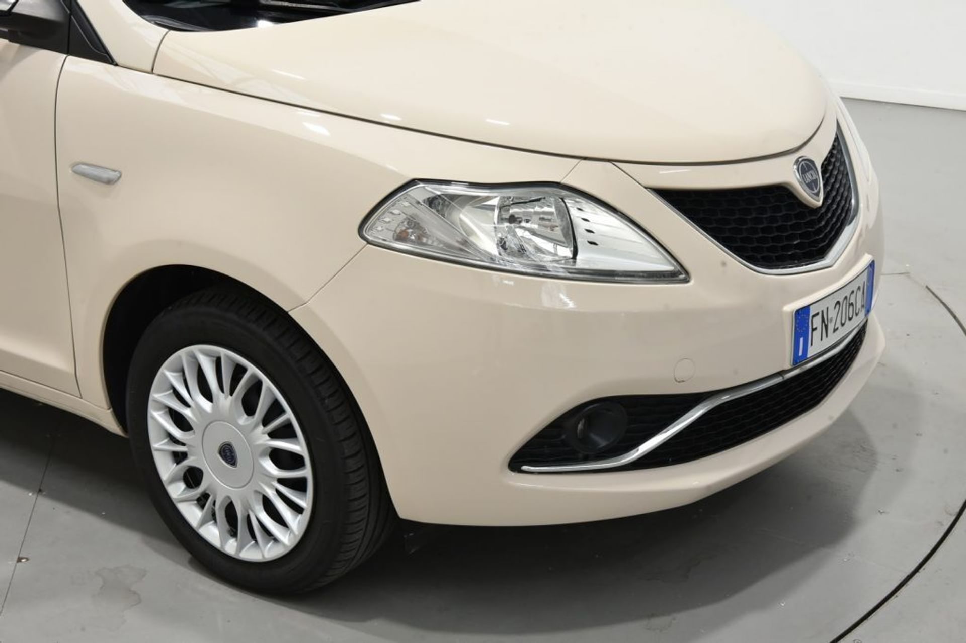 Lancia 1.2 69 CV - Luci