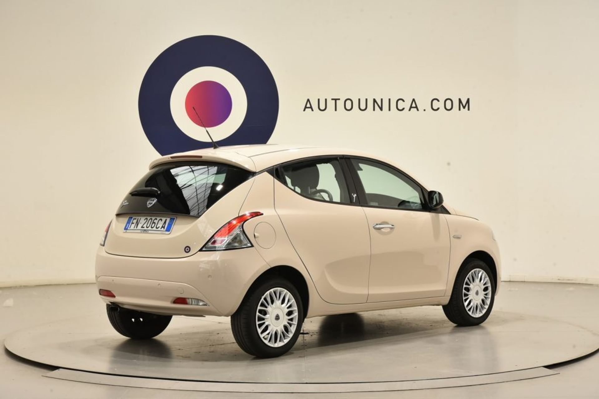 Lancia 1.2 69 CV - Laterale destro