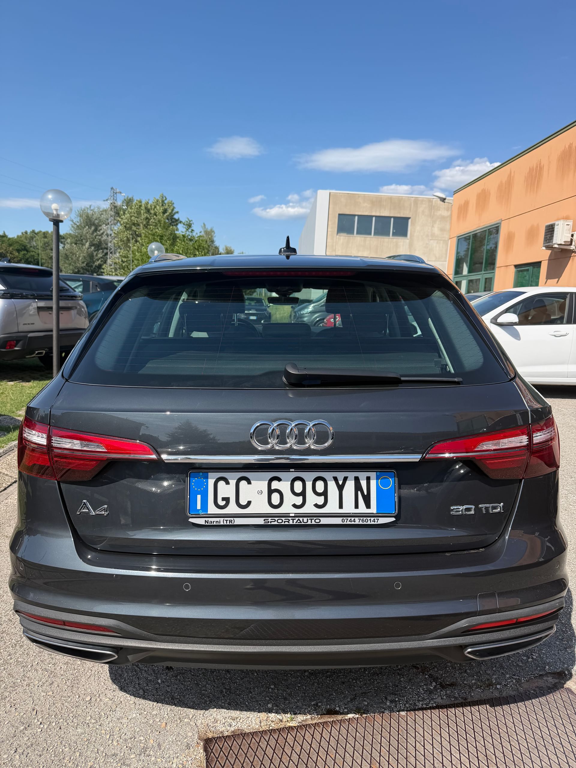 Audi A4