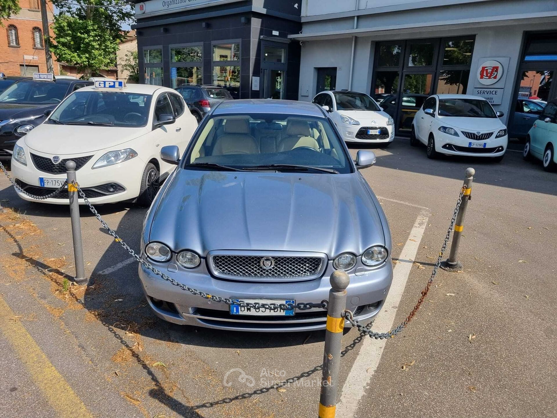 Jaguar X-Type