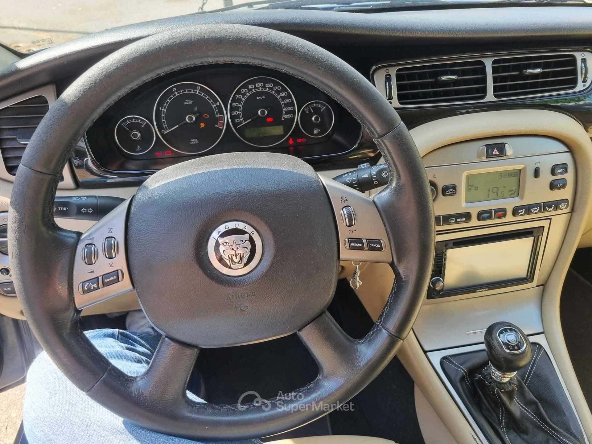 Jaguar X-Type