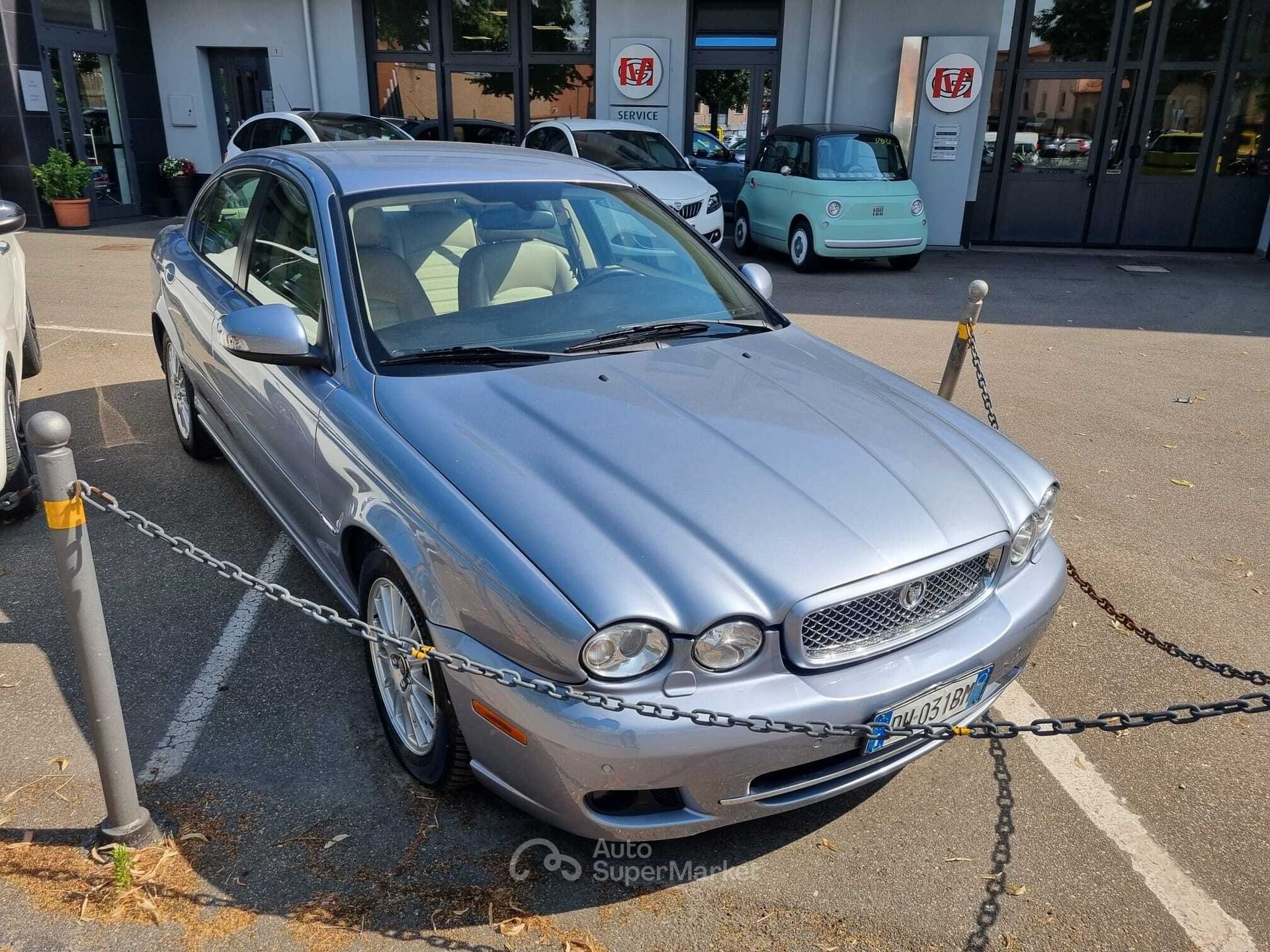 Jaguar X-Type